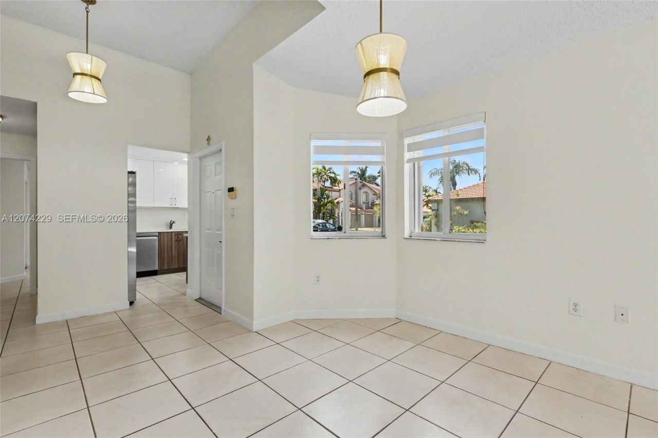 5118 NW 115th Ct , Doral, FL 33178 Photo