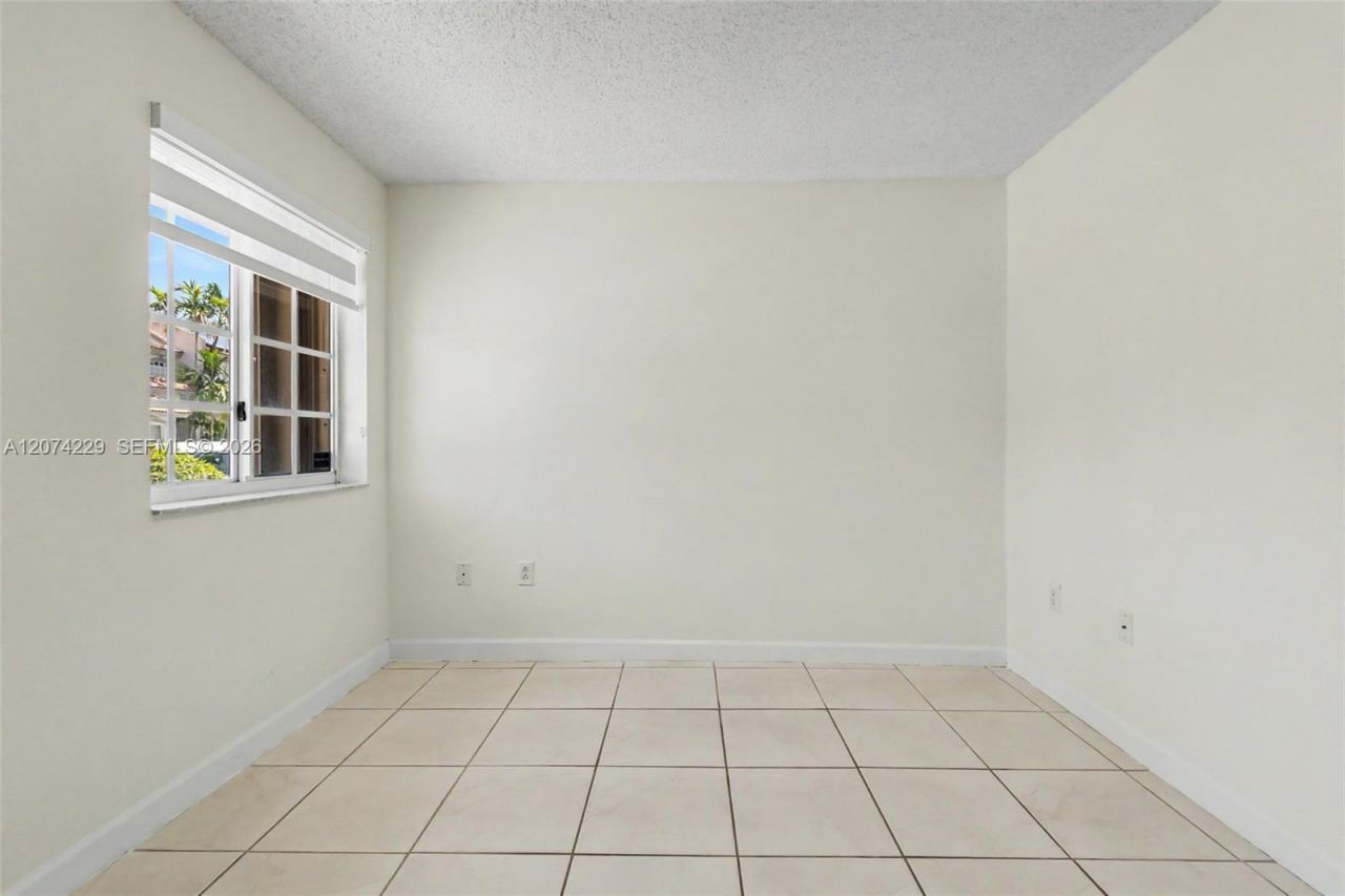 5118 NW 115th Ct , Doral, FL 33178 Photo
