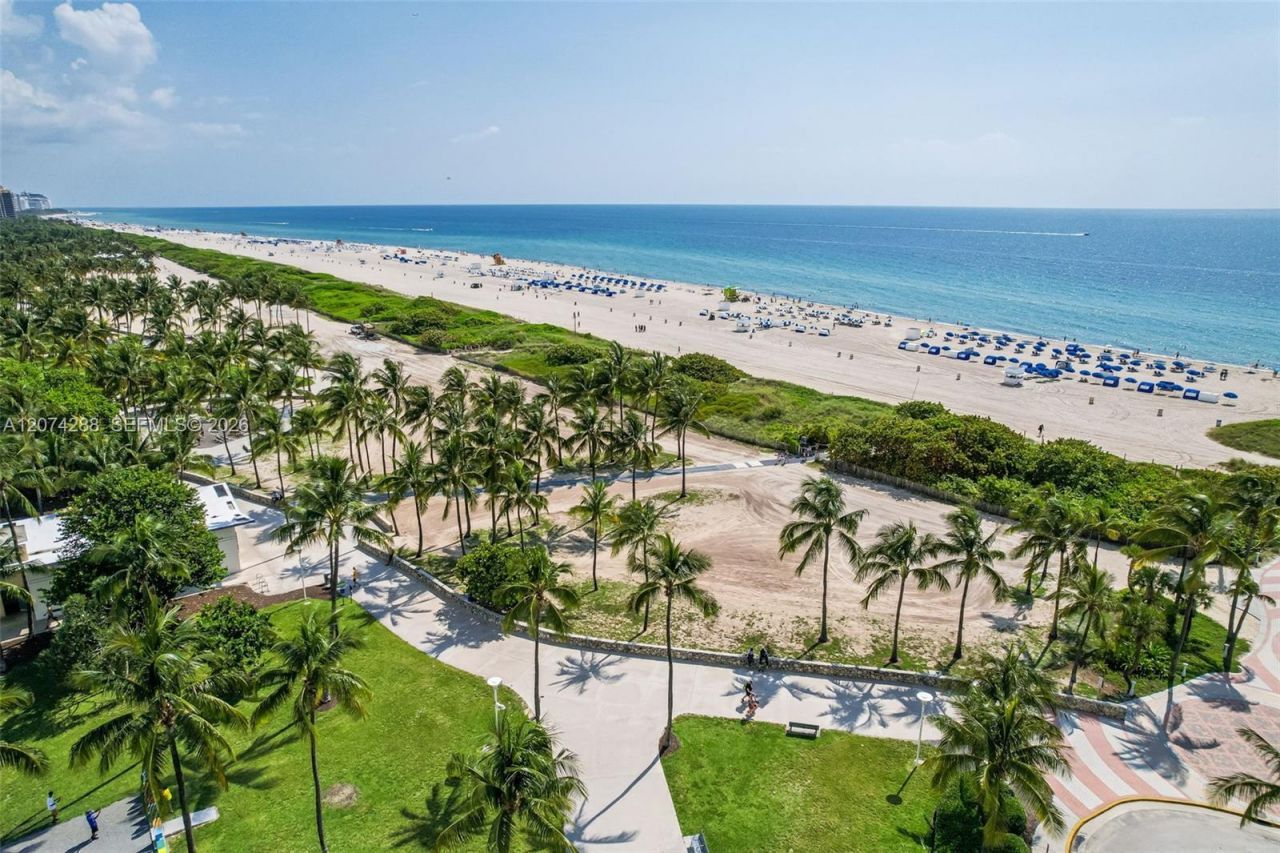 465 Ocean Dr , Unit 512, Miami Beach, FL 33139 Photo