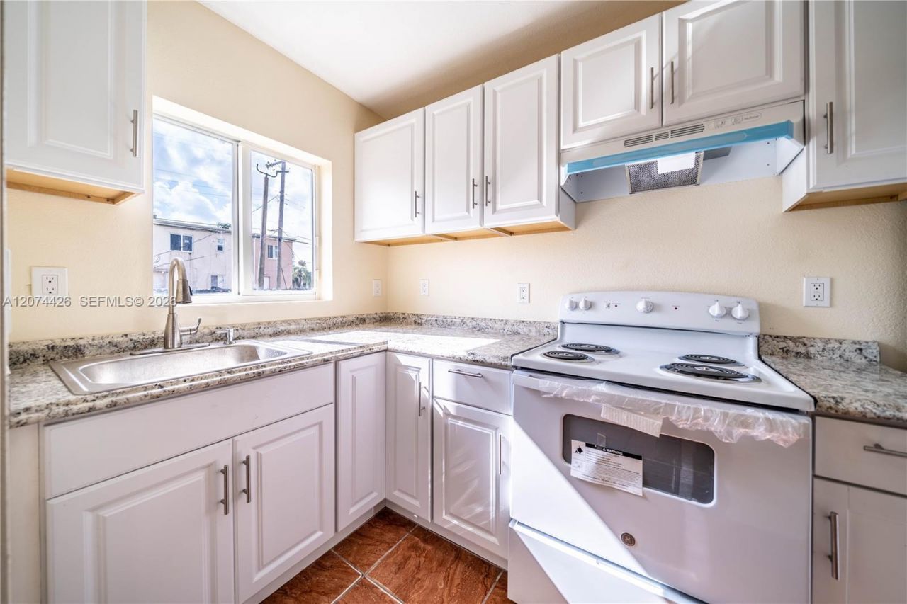 414 NW 84th Ter , Unit 414, Miami, FL 33150 Photo