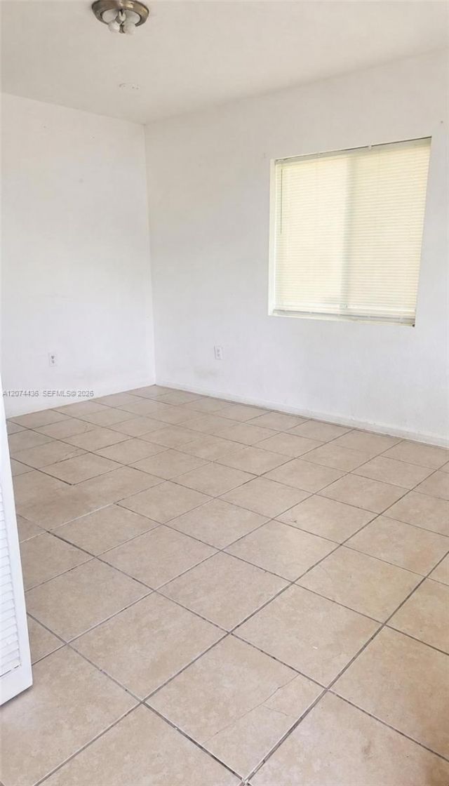 301 NW 84th St , Unit 301, Miami, FL 33150 Photo