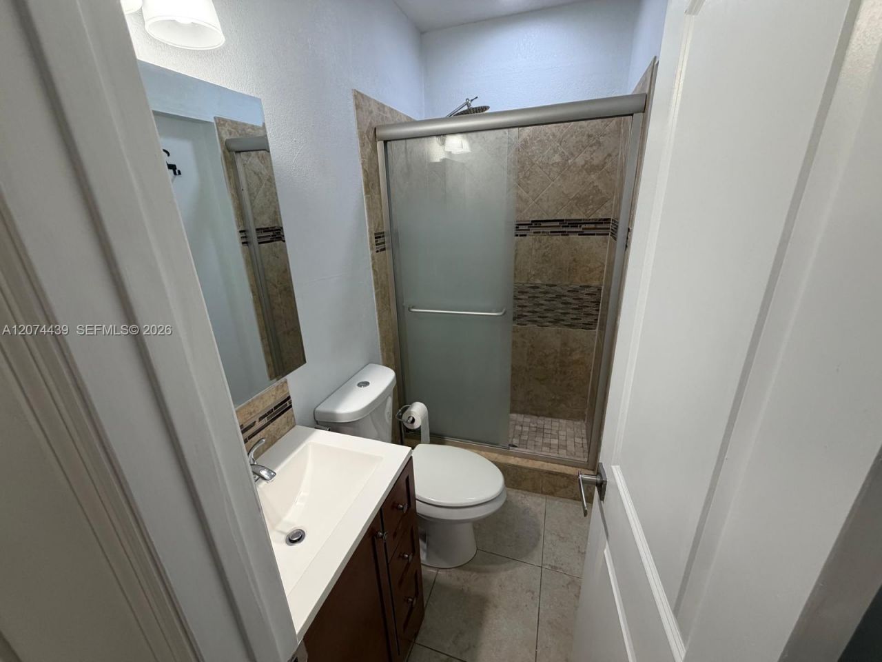 1000 NW 76th Ter, Pembroke Pines, FL 33024 Photo