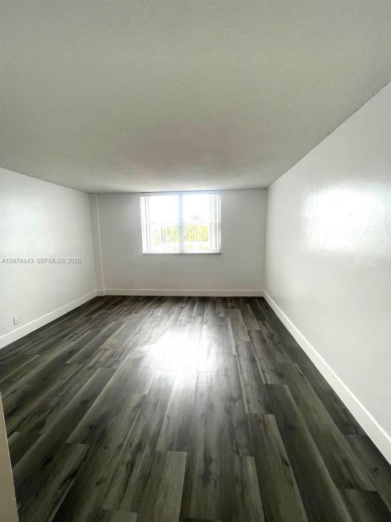 2450 NE 135th St, Unit 209, North Miami, FL 33181 Photo