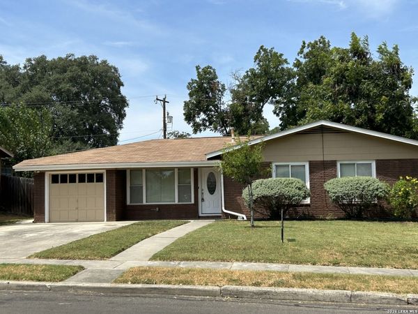 435 TRUDELL DR, San Antonio, TX 78213