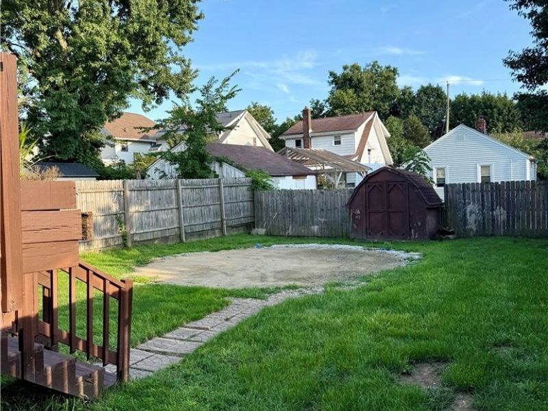 818 Saxon Avenue, Akron, OH 44314 Photo 13