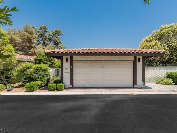 2117 Plaza Del Padre , Las Vegas, NV 89102