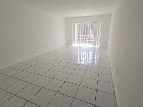 3600 NW 21ST Street, Unit 203, Lauderdale Lakes, FL 33311