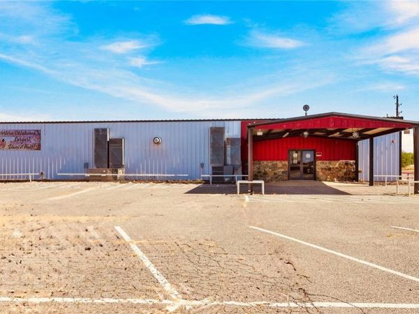 2707 E 66 Highway, Elk City, OK 73644
