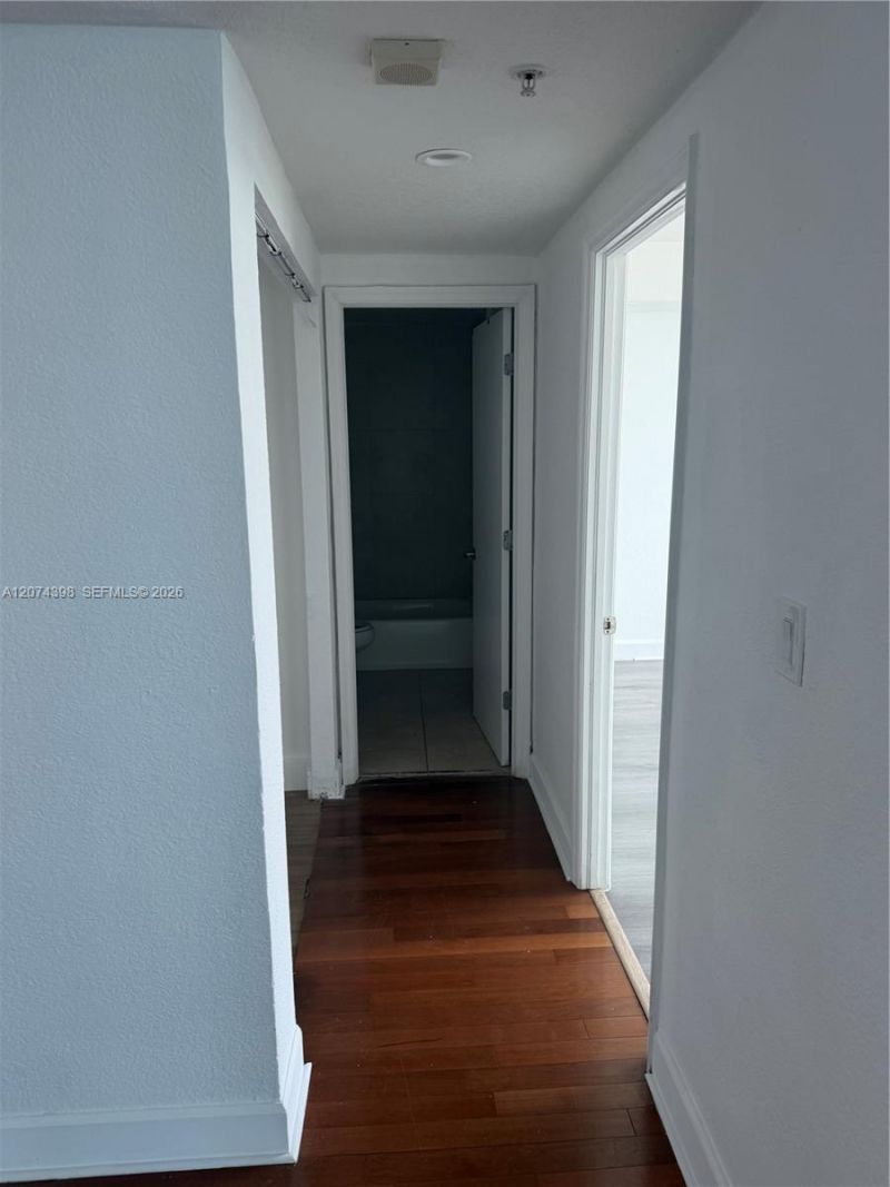 7501 E Treasure Dr , Unit 6K, North Bay Village, FL 33141 Photo