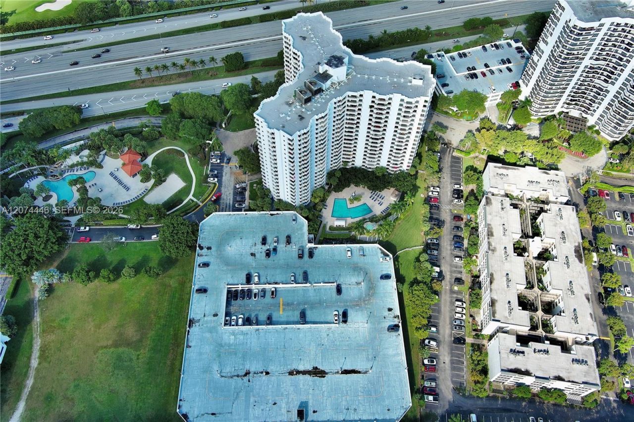 3300 NE 192nd St , Unit LP06, Aventura, FL 33180 Photo