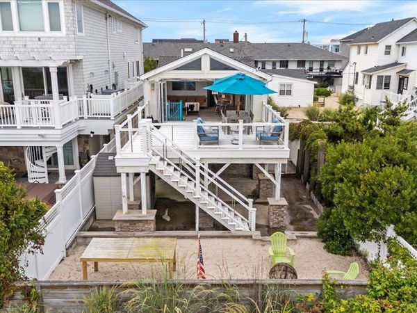 899 Oceanfront, Long Beach, NY 11561