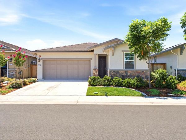 1399 Carson River Loop, Lincoln, CA 95648
