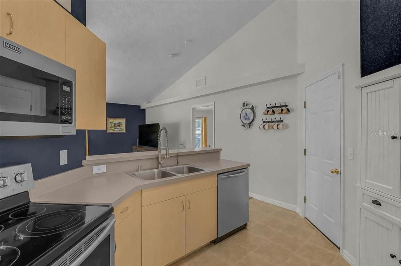 5904 33rd Drive E, Palmetto, FL 34221 Photo