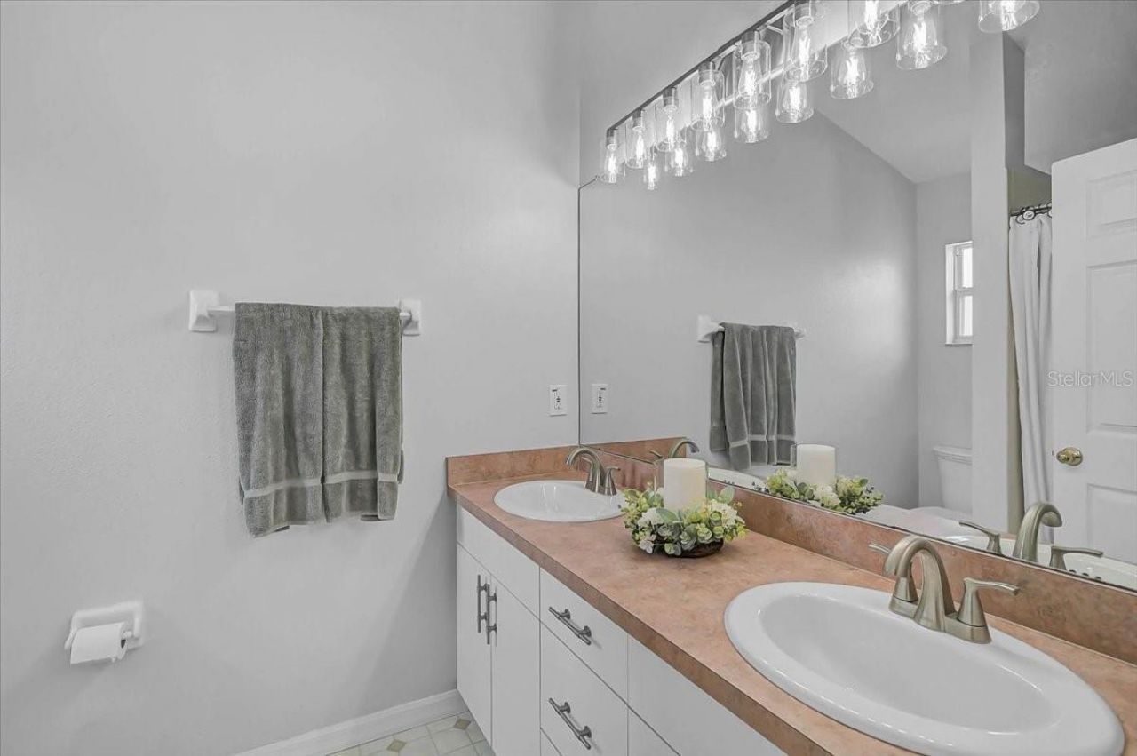 5904 33rd Drive E, Palmetto, FL 34221 Photo