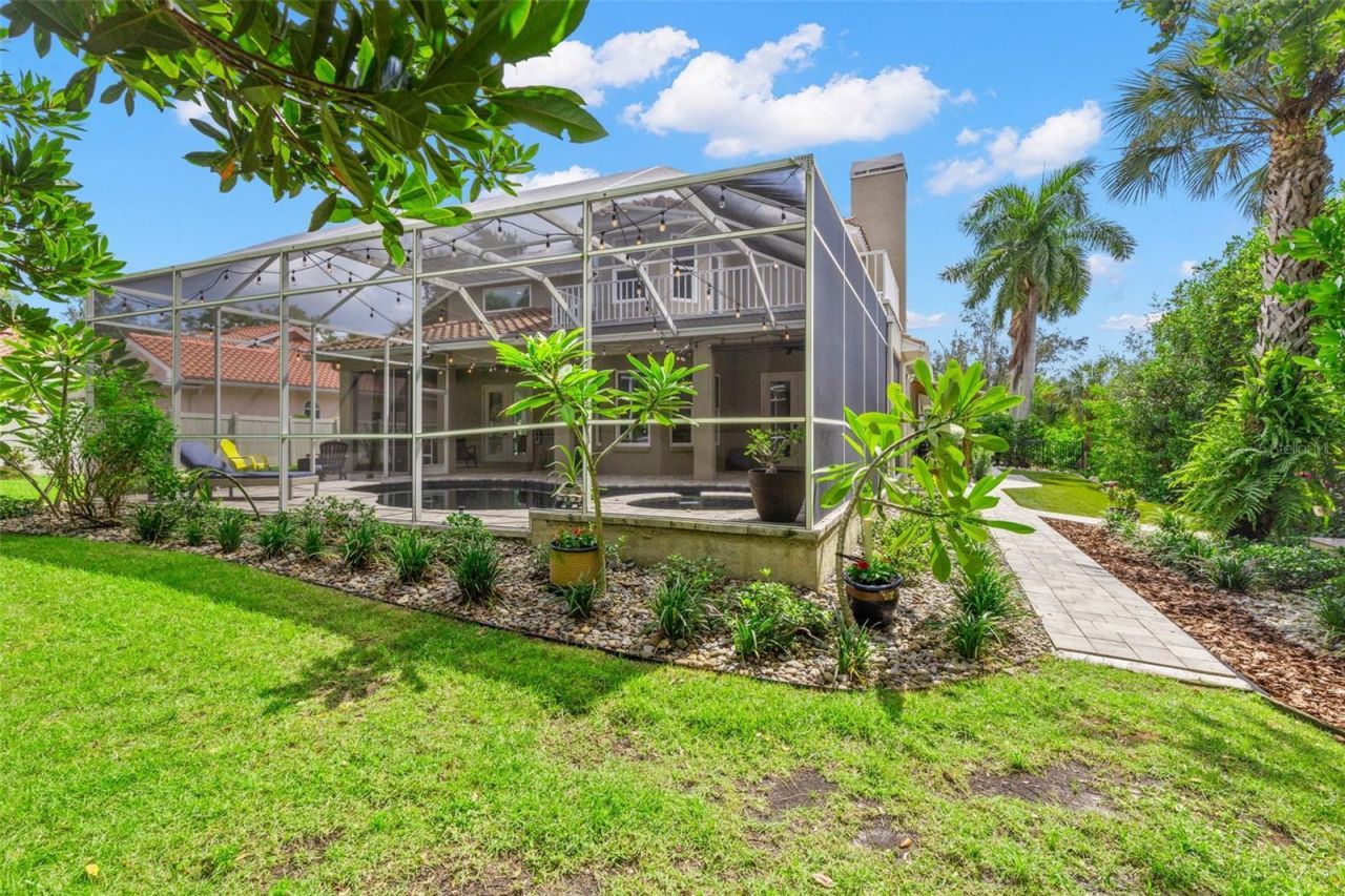 930 Southern Pine Court Ne, Saint Petersburg, FL 33703 Photo