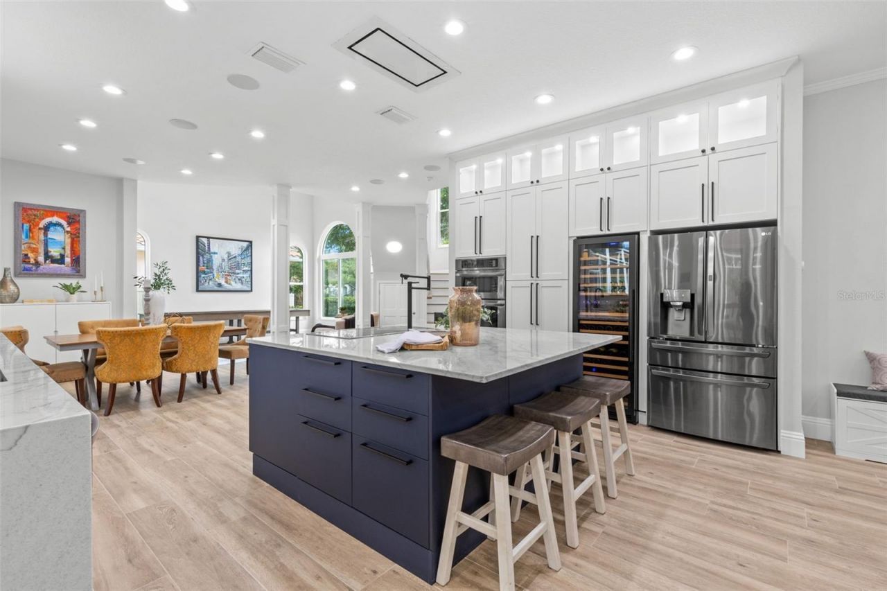 930 Southern Pine Court Ne, Saint Petersburg, FL 33703 Photo