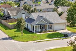 114 Cannonsmill Lane photo 4