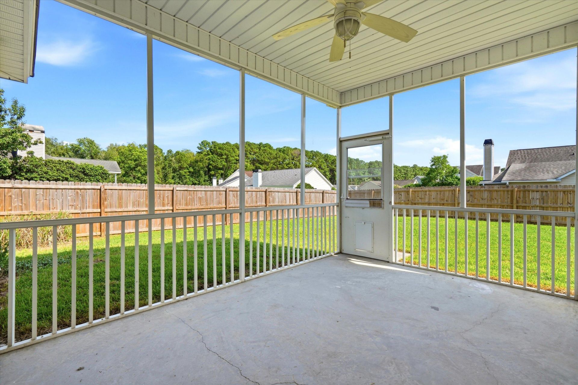 114 Cannonsmill Lane Photo 29