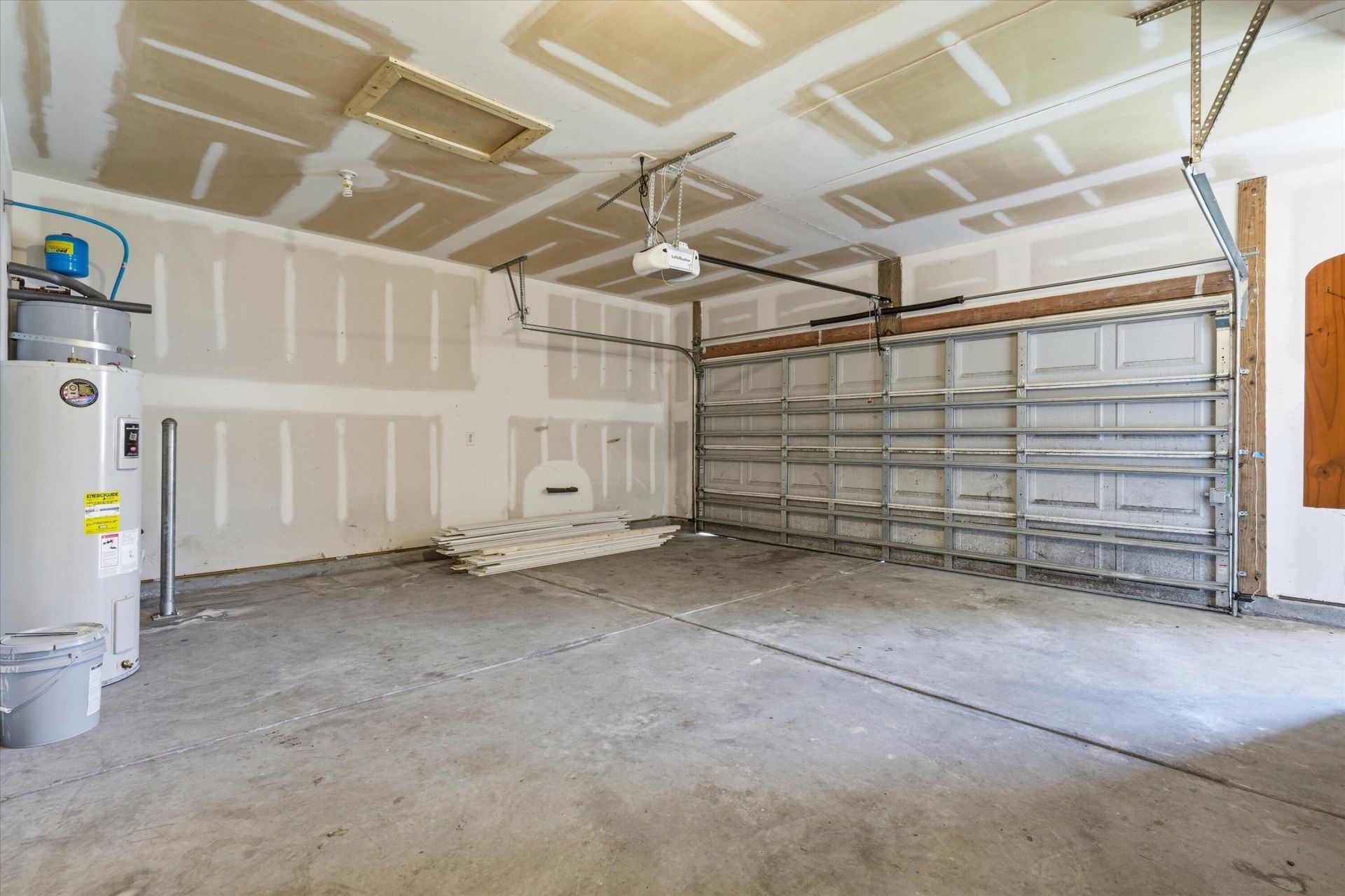 114 Cannonsmill Lane Photo 31