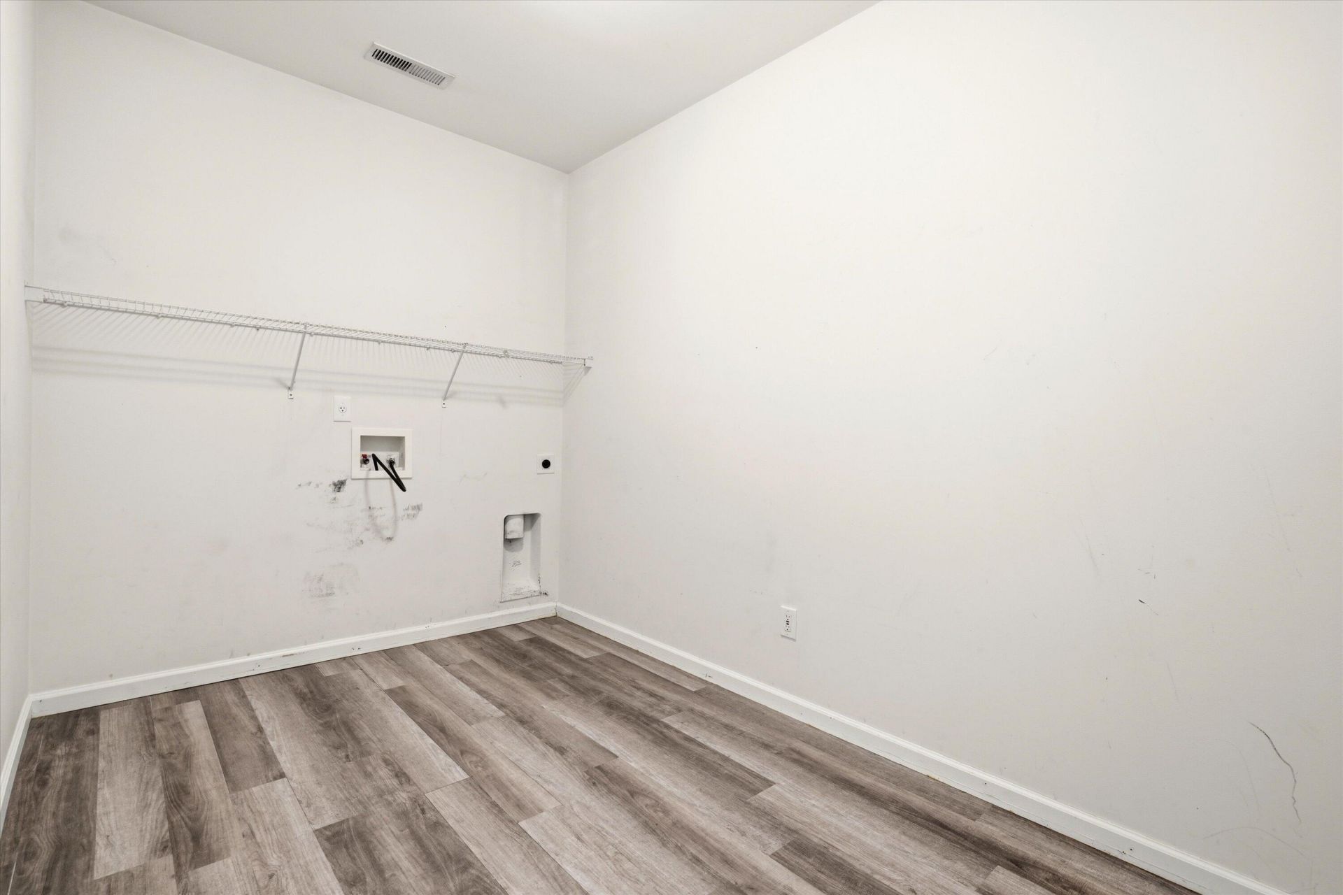 114 Cannonsmill Lane Photo 32