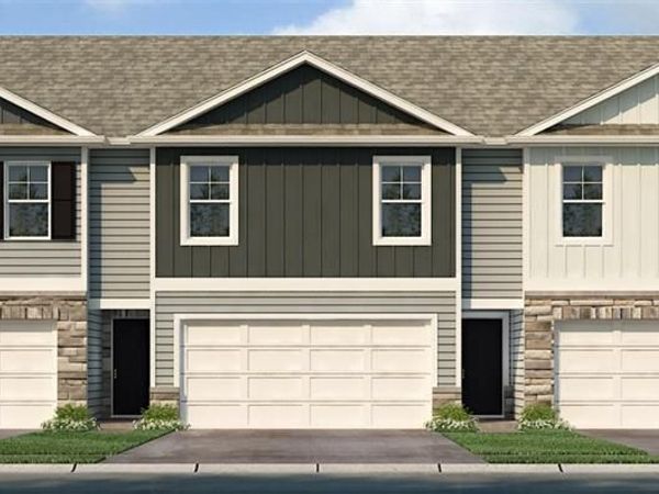 308 NE 194th Court, Smithville, MO 64089