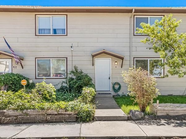 740 N Cascade Avenue, Montrose, CO 81401