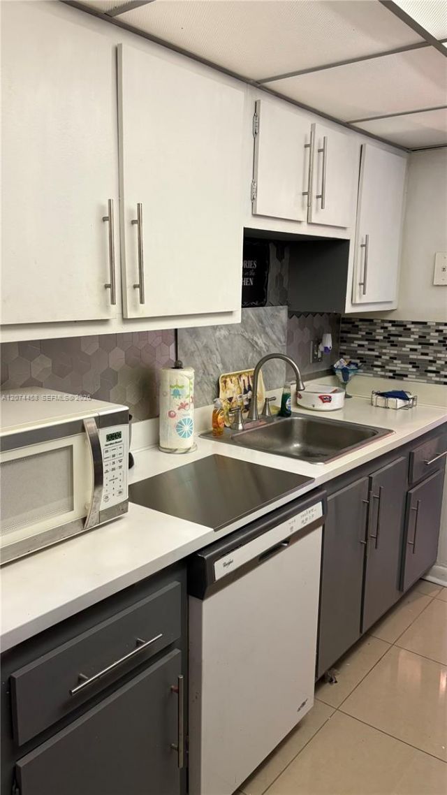 3120 N Pine Island Rd , Unit 307, Sunrise, FL 33351 Photo