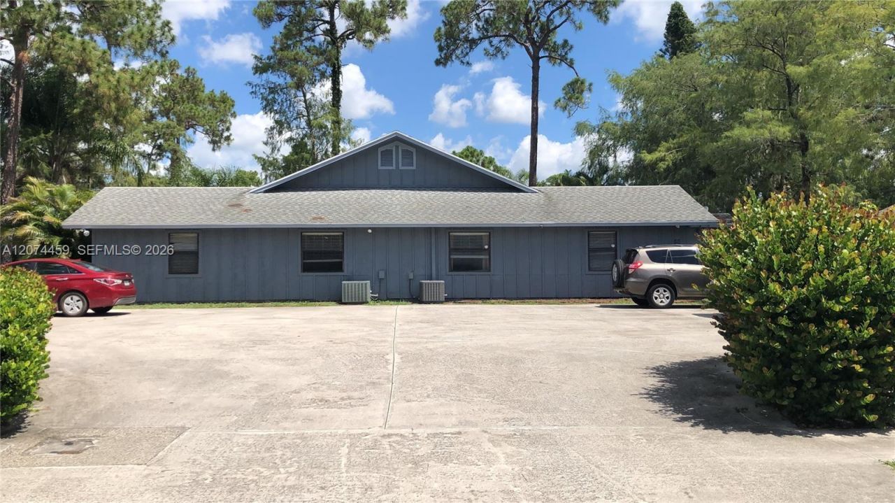 1077 Goldenrod Rd , Wellington, FL 33414 Photo