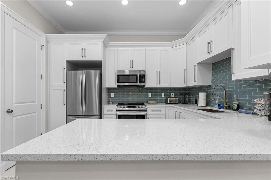 413 Edison Ave, Lehigh Acres, FL 33972 Photo