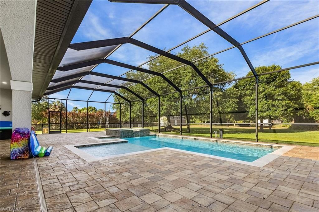 413 Edison Ave, Lehigh Acres, FL 33972 Photo