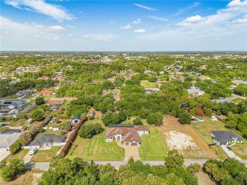 413 Edison Ave, Lehigh Acres, FL 33972 Photo