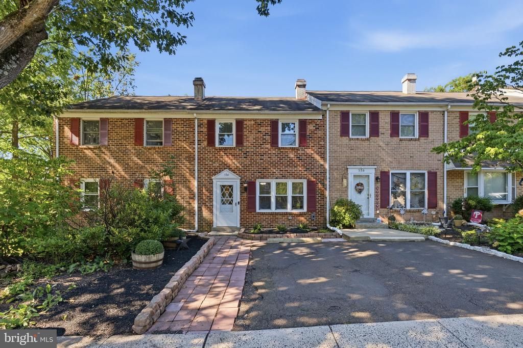 536 Peabody Court, Sellersville, PA 18960 Main Photo