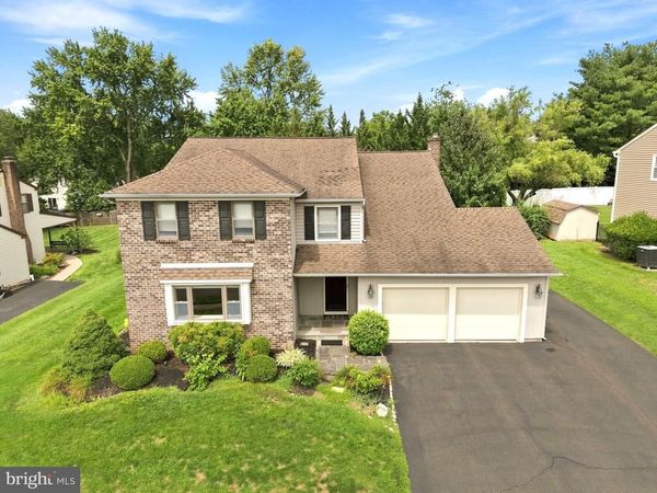 1066 HACKNEY CIRCLE, WARRINGTON, PA 18976