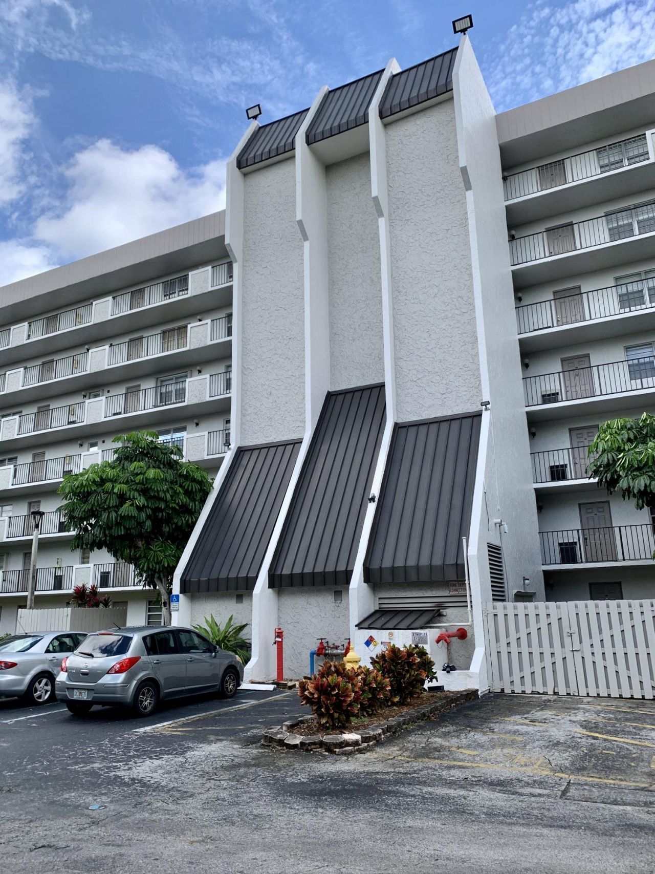 3100 W Rolling Hills Circle, Unit 309, Davie, FL 33328 Photo