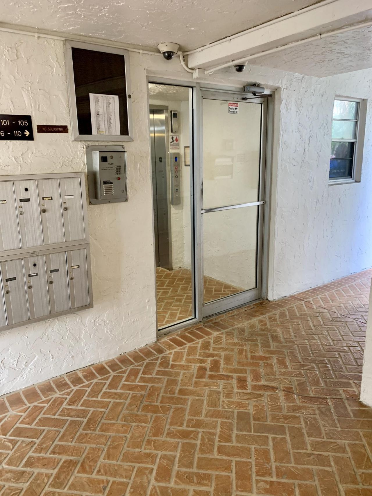 3100 W Rolling Hills Circle, Unit 309, Davie, FL 33328 Photo