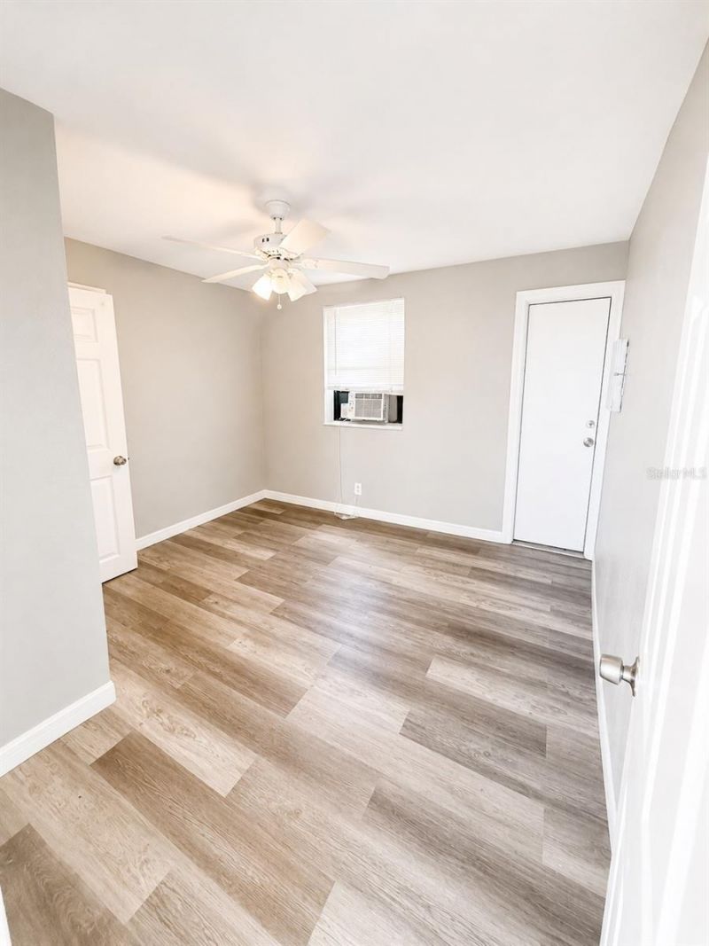 2025 7th Street S, Unit 6, Saint Petersburg, FL 33705 Photo