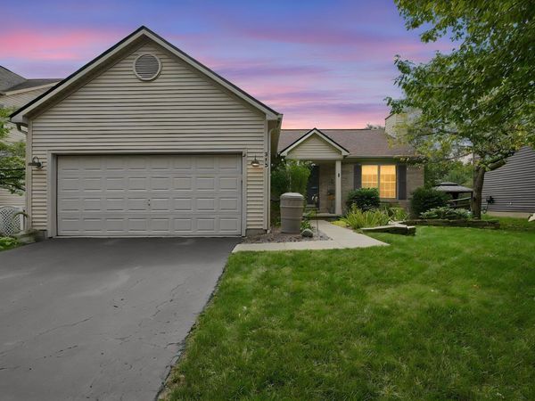 318 Pecan Court, Delaware, OH 43015