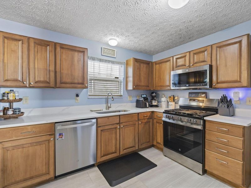 3926 Genteel Drive , Grove City, OH 43123 Photo 10