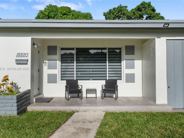 18820 NW 7th Ave , Miami Gardens, FL 33169