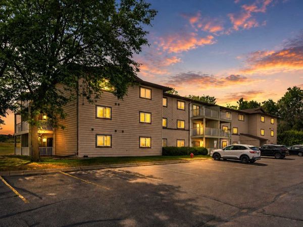 570 Whispering Lane, Unit 303, Hastings, MN 55033