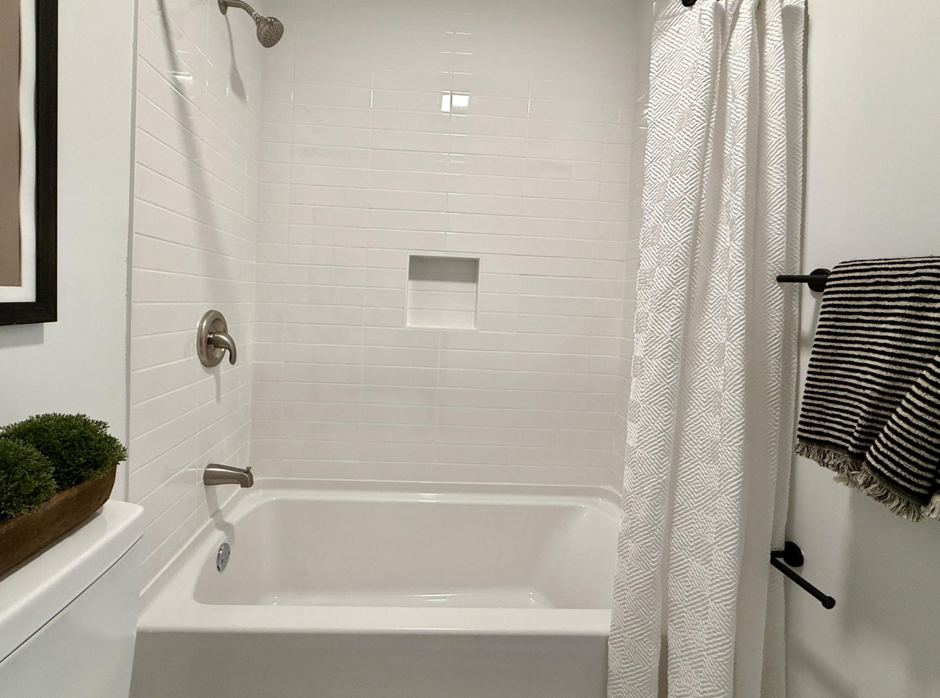 1455 Village Road Photo 17