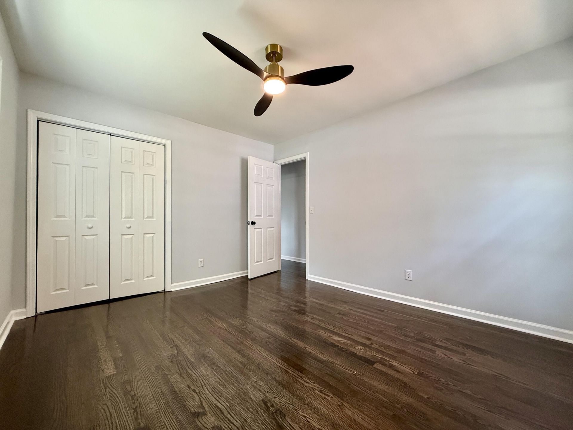 1455 Village Road Photo 31