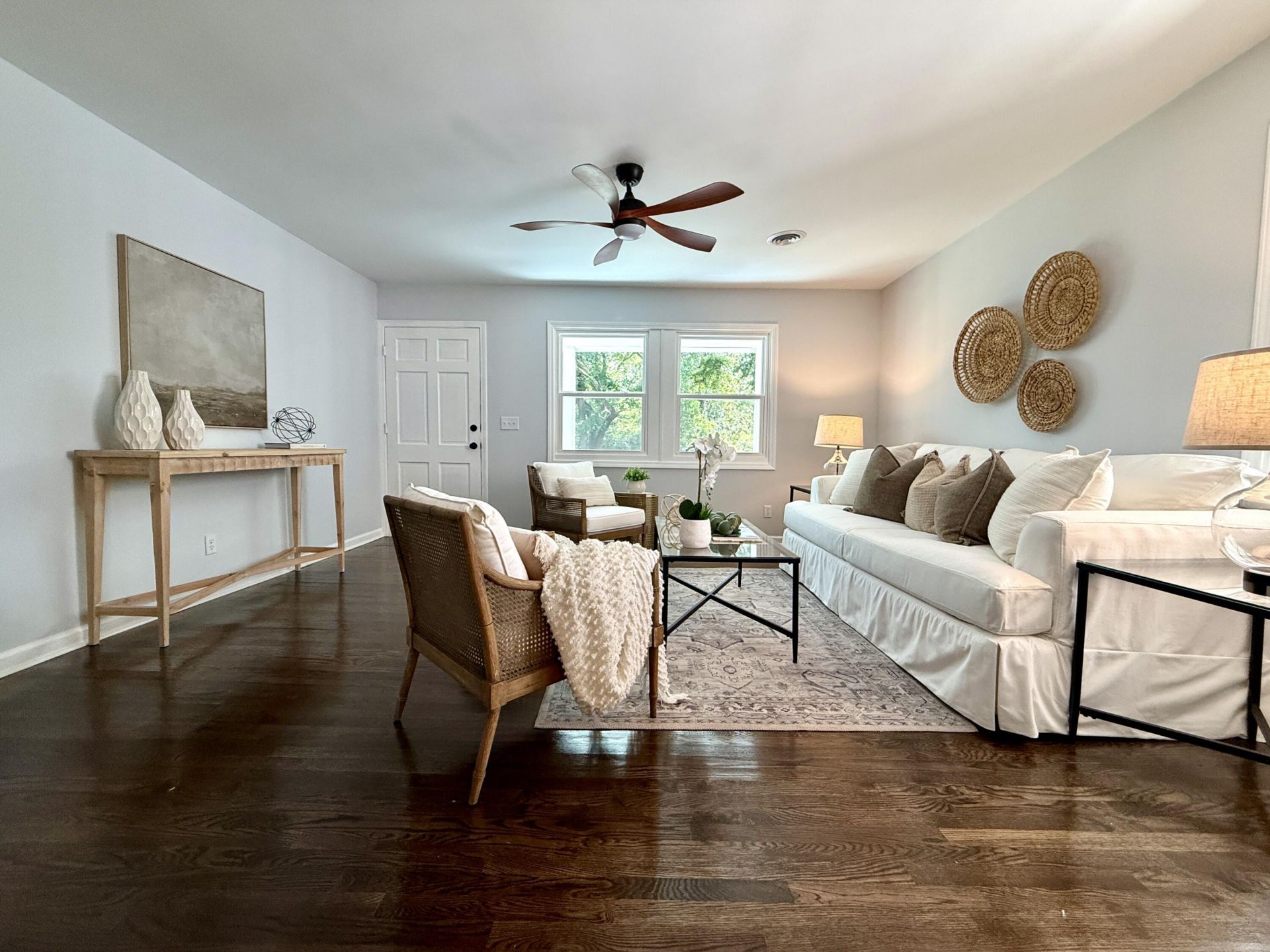 1455 Village Road Photo 8