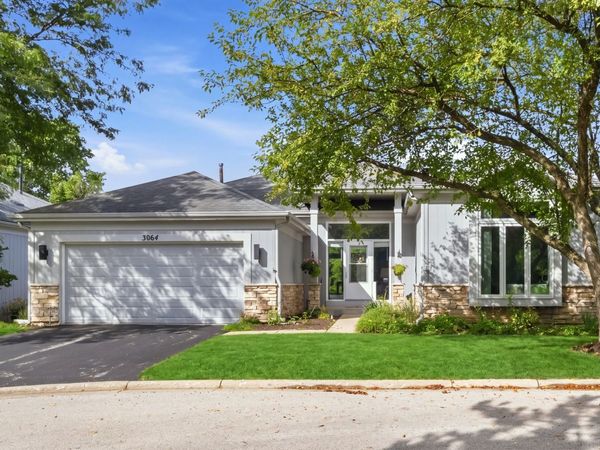 3064 N Southern Hills Drive, Wadsworth, IL 60083