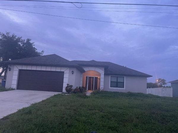 4111 20th Street SW, Lehigh Acres, FL 33976