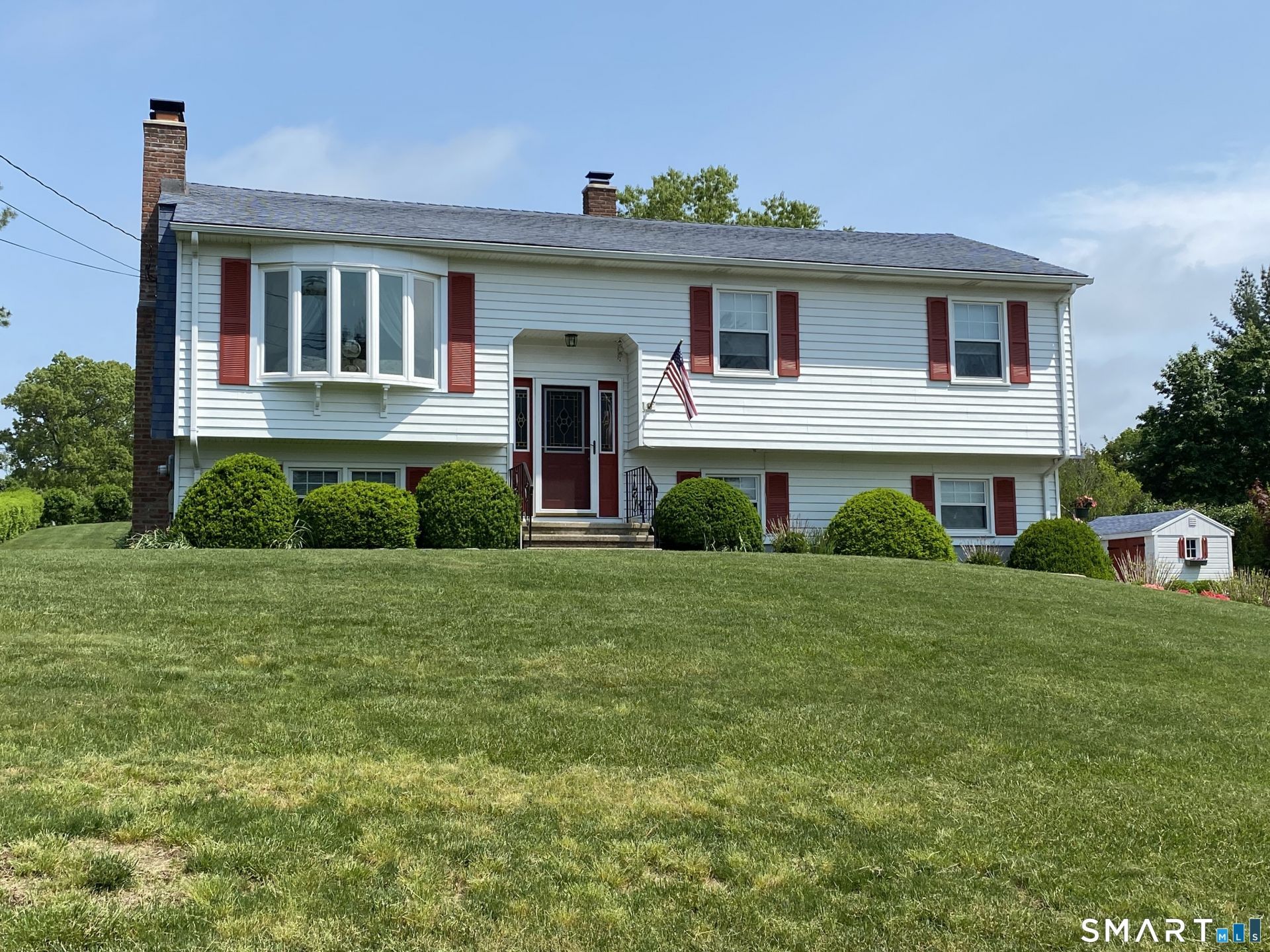 15 Flintlock, North Haven, CT 06473 Main Photo