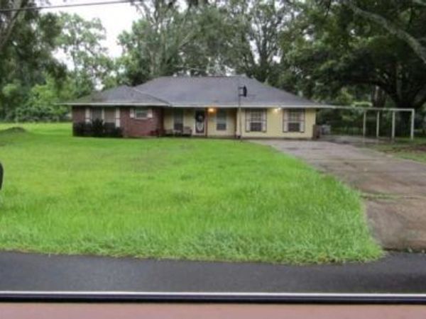 542 RAY WEILAND Drive , Baker, LA 70714