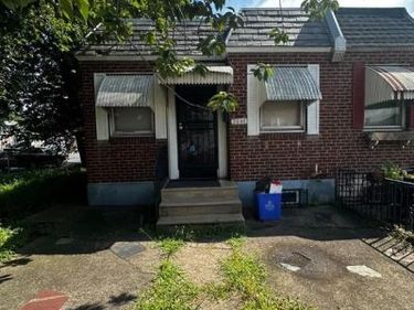 2001 E CHELTENHAM AVENUE, PHILADELPHIA, PA 19124