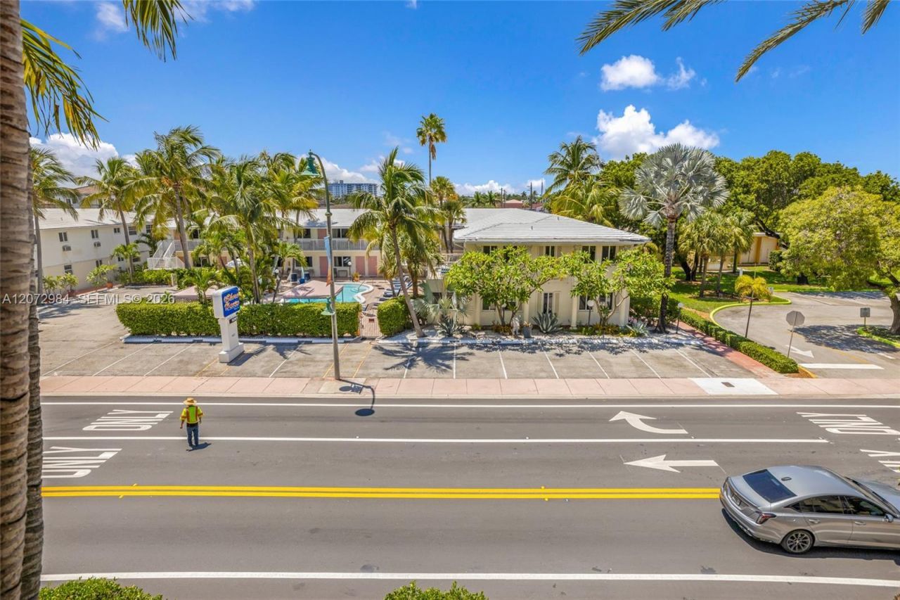 4445 El Mar Dr , Unit 2303, Lauderdale by the Sea, FL 33308 Photo
