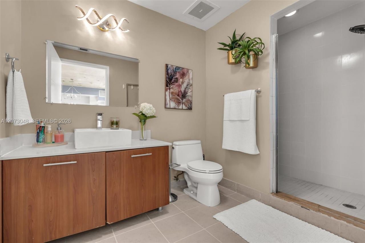 3301 NE 1st Ave , Unit H1503, Miami, FL 33137 Photo
